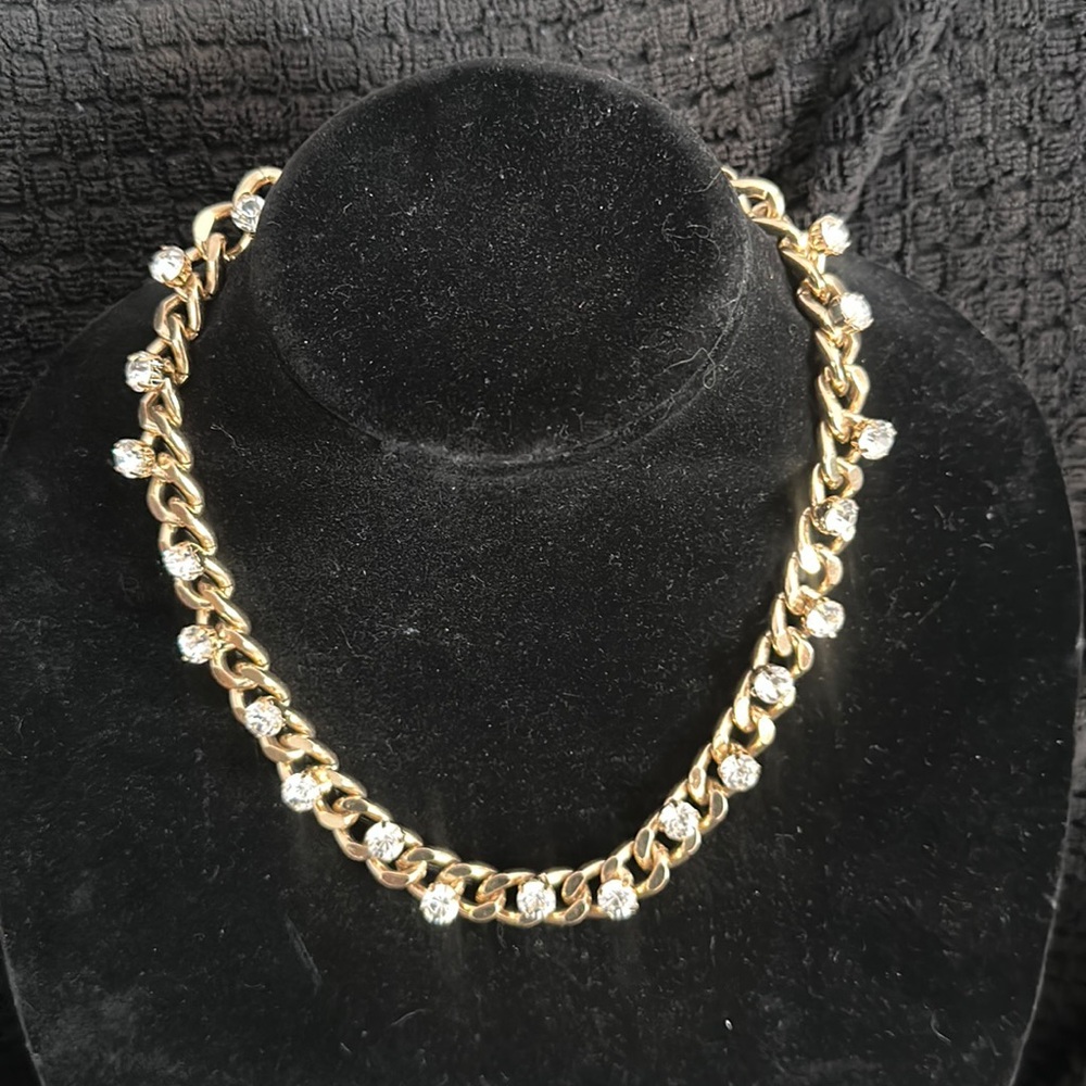 Natasha necklace 💫